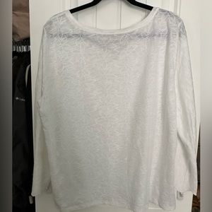 New without tags women’s top